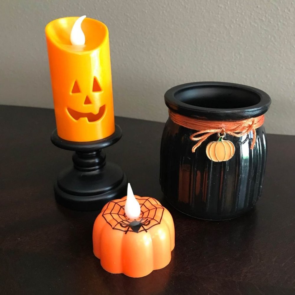 New 3-Piece Halloween Décor Bundle 2
